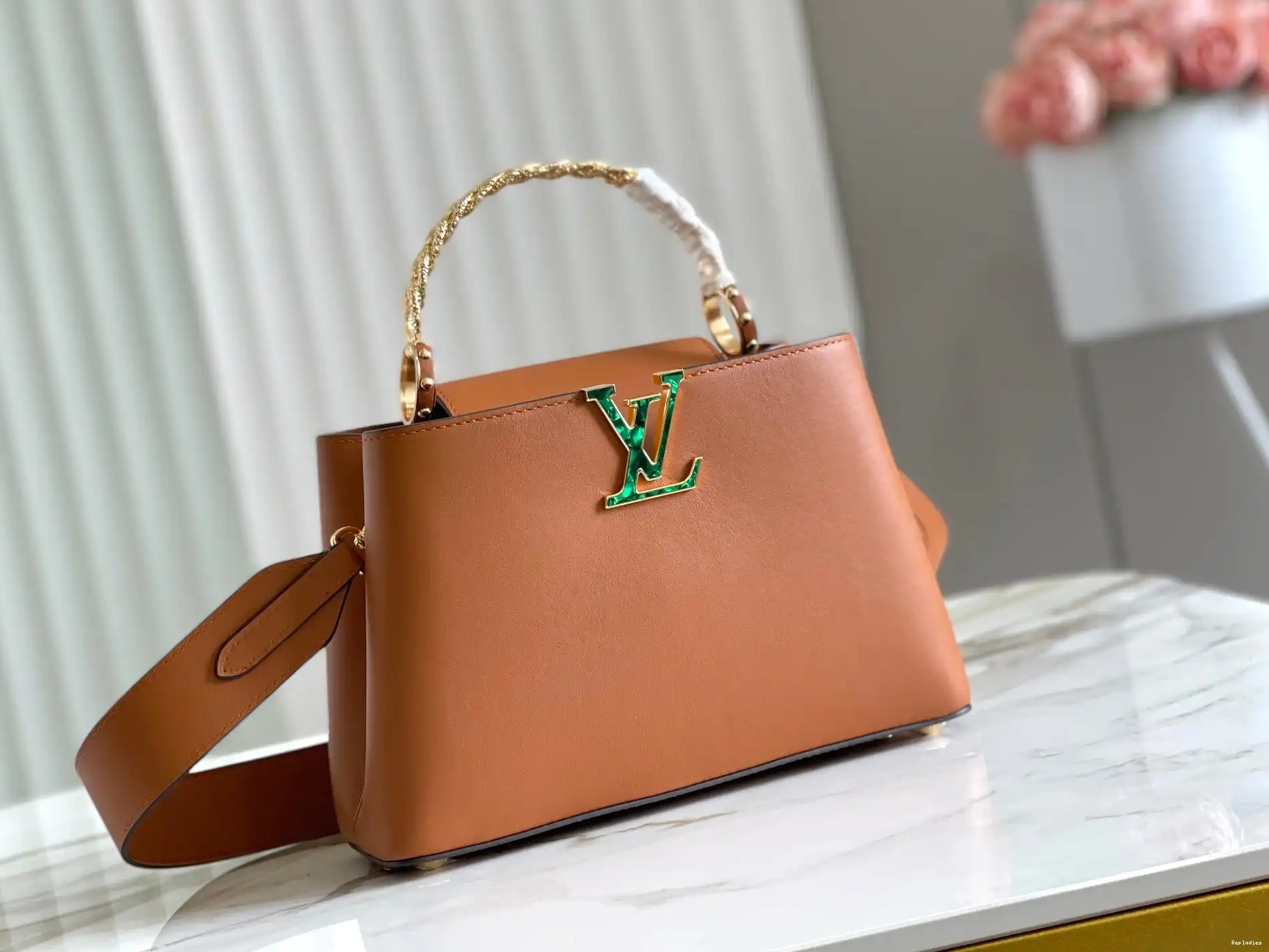 Cheap LOUIS BB VUITTON CAPUCINES 0617
